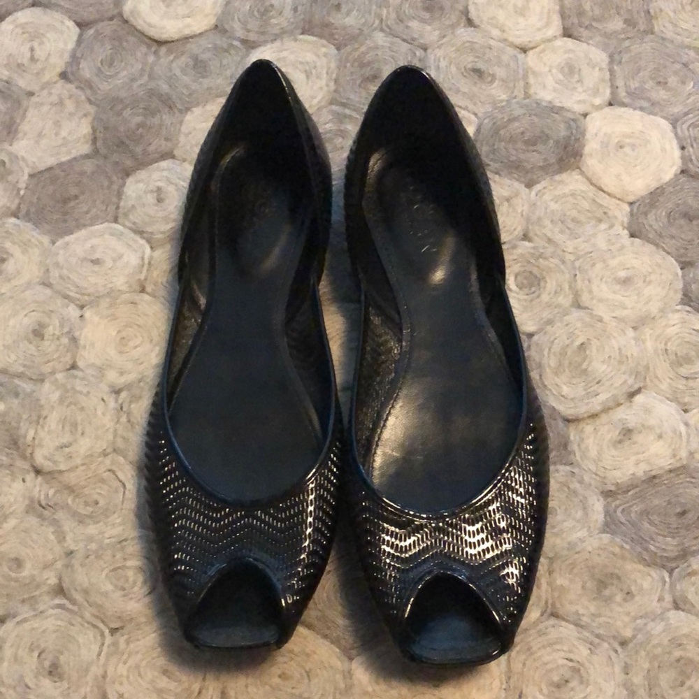 Hogan open toe black patent size 10 ballet shoes